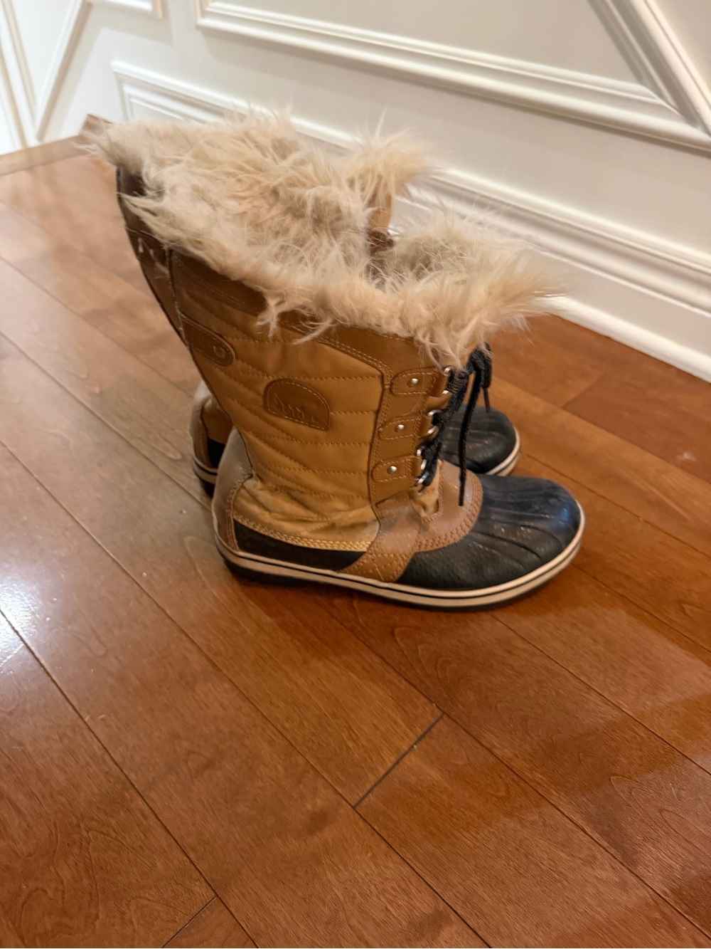 Sorel Tan and Black Faux-Fur Winter Boots